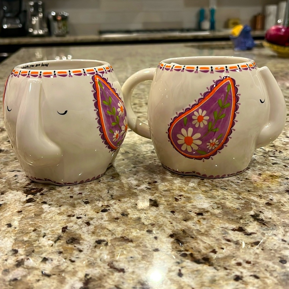Mugs 🍵 for the home
Sold out